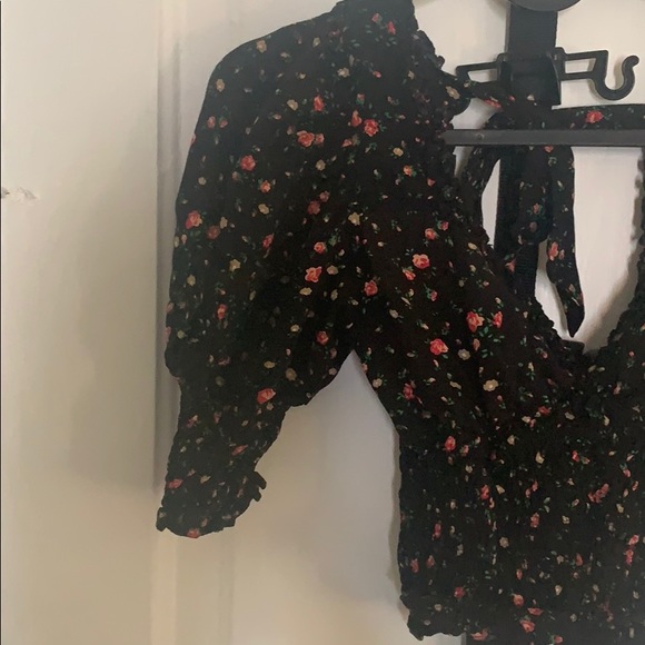 Top - Picture 3 of 5